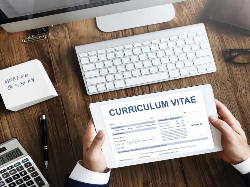 Bingung Buat CV yang Disukai Sistem ATS? Ini Dia Tips Keren Agar Sukses Melewati Tahap Seleksi!
