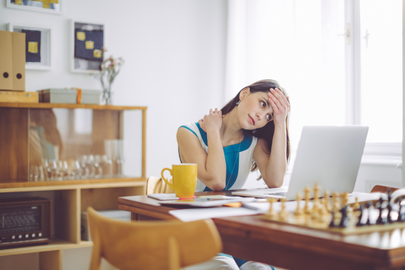 Karyawan Sering Burnout? Begini Cara HRD Mendeteksi Masalah Psikologis Sejak Dini
