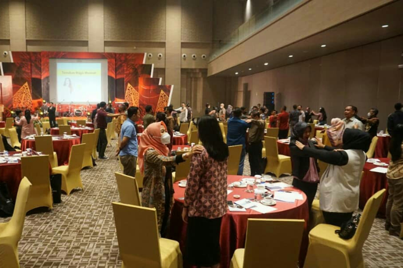 Ingin Karyawan Lebih Produktif dan Loyal? Pelatihan Efektif Adalah Kunci Kesuksesan Perusahaan Anda!
