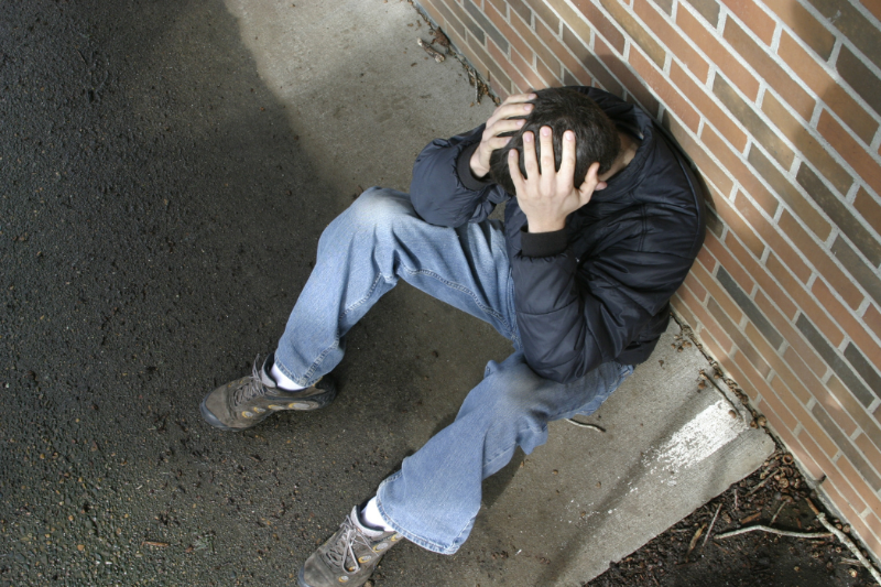 Quarter Life Crisis? Kenali dan Atasi dengan Bantuan Profesional